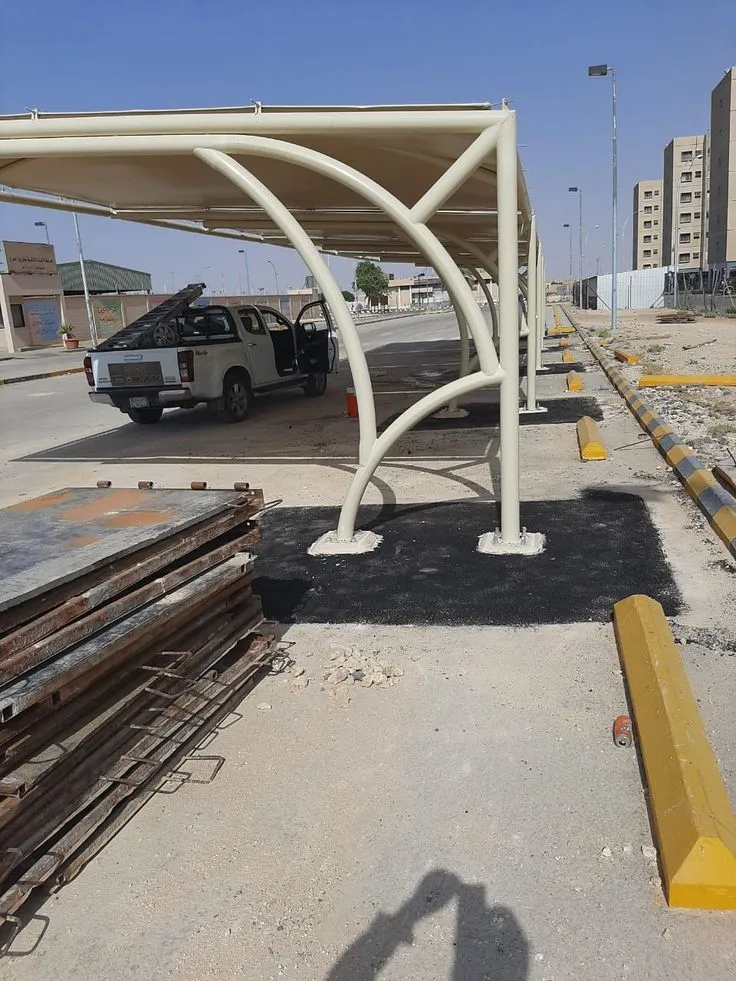 مظلات كابولي