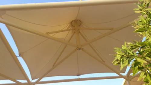 مظلات  هرمية